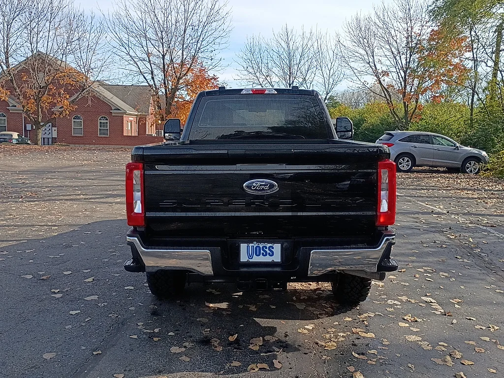 Used 2026 Agate Black Ford XL image 4