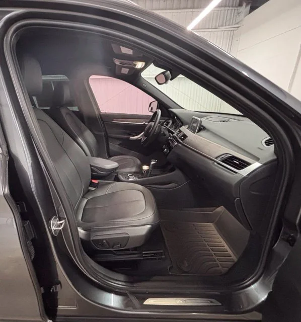 Used 2017 Gray BMW xDrive28i image 18