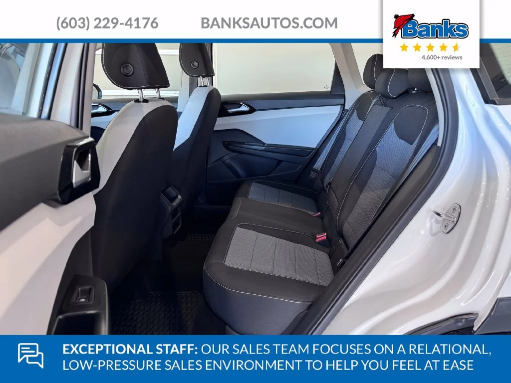 2025 Volkswagen Taos S - Photo 10