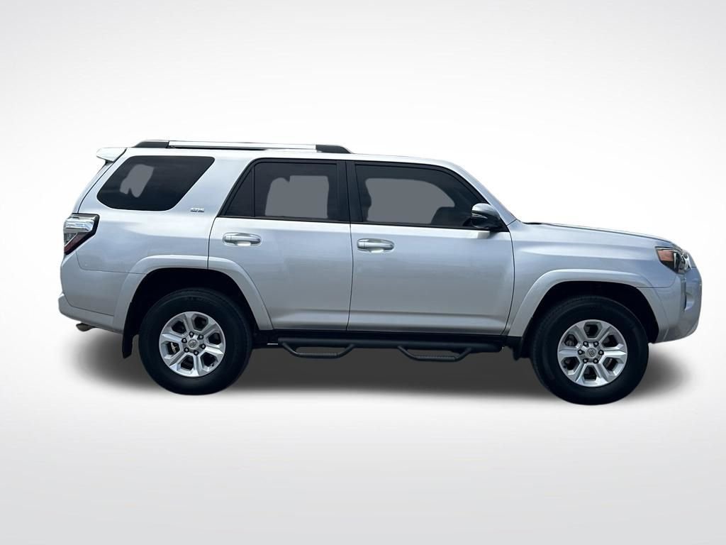 Used 2019 Silver Toyota SR5 Premium image 7