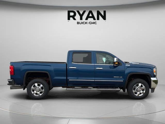 Used 2018 STONE BLUE METALLIC GMC SLT image 7