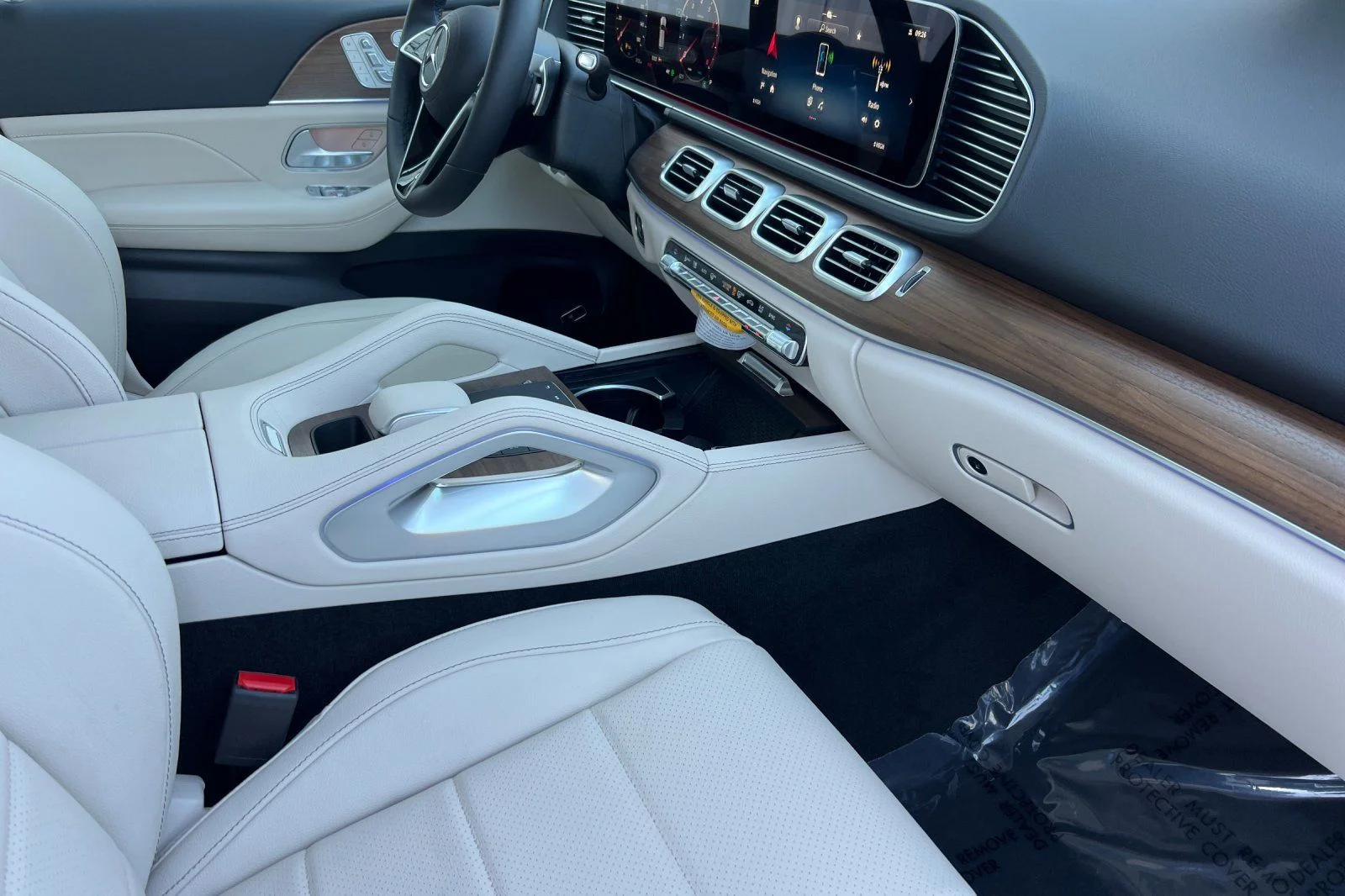 New 2026 White Mercedes-Benz GLE 450 image 18