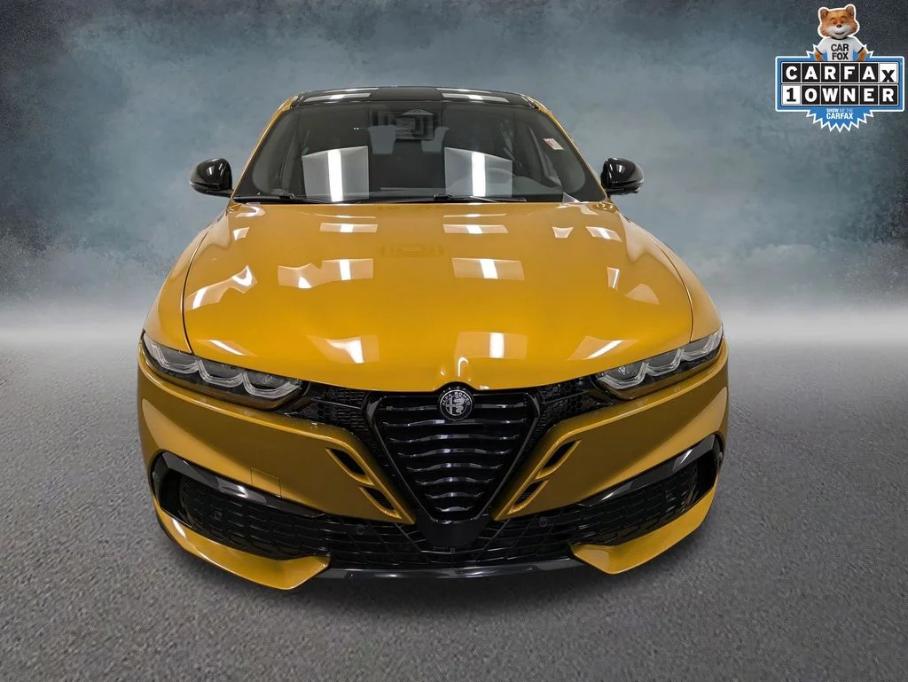 Used 2026  Alfa Romeo  image 2