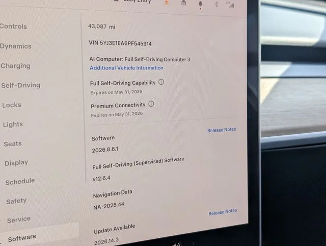 Used 2023 Silver Tesla Base image 19