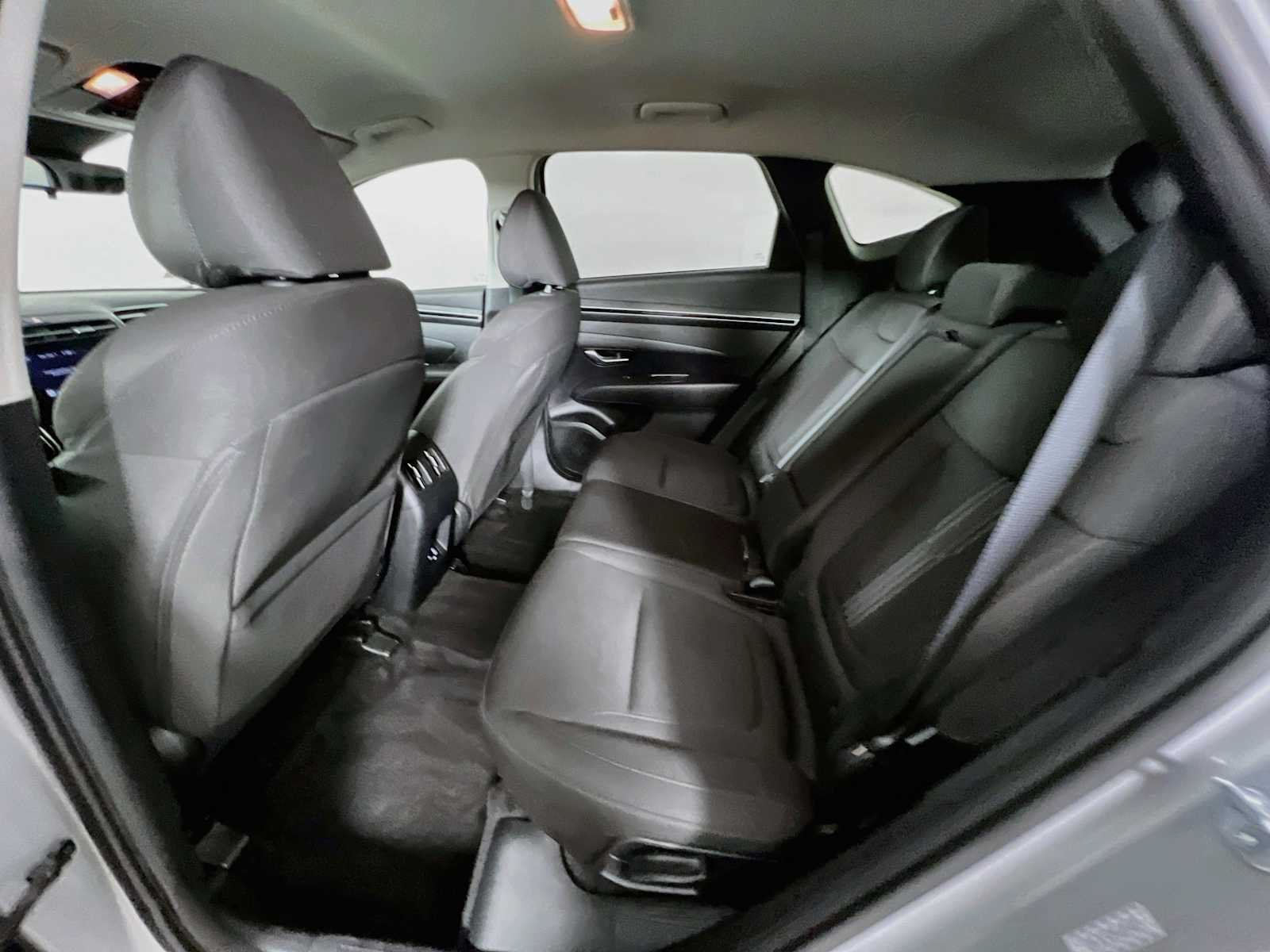 Used 2024 Shimmering Silver Hyundai SEL image 25
