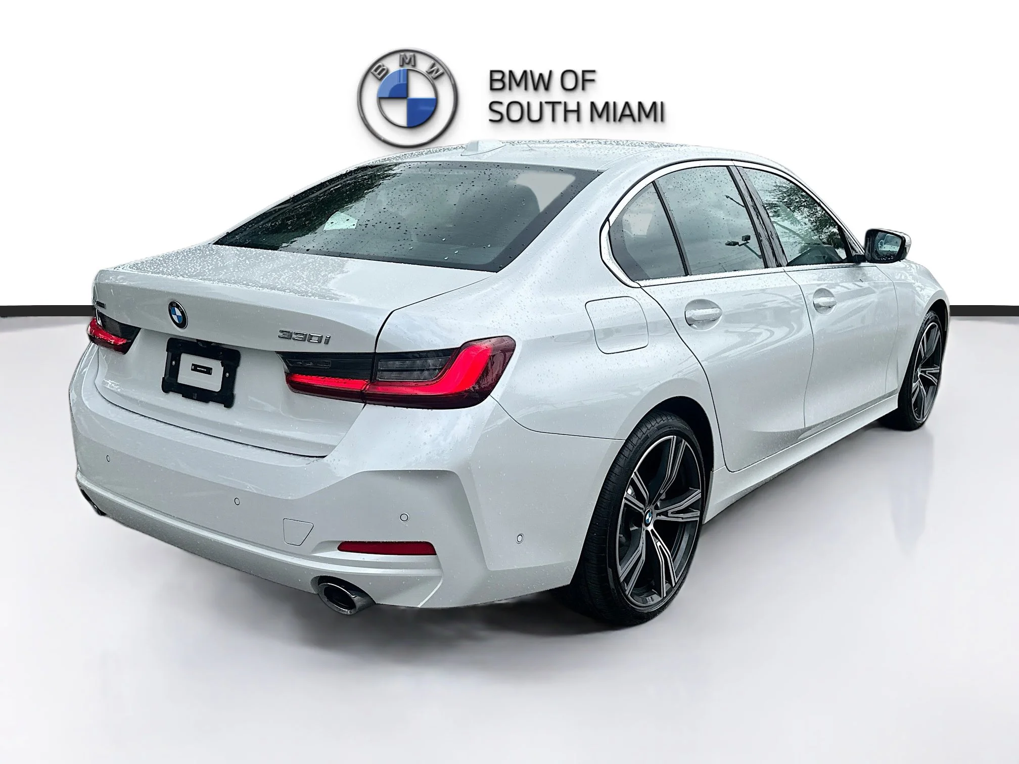 2024 BMW 3 Series 330i - Photo 6