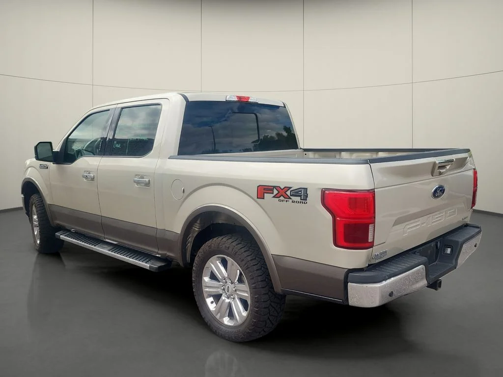 Used 2018 Silver Ford Lariat image 5