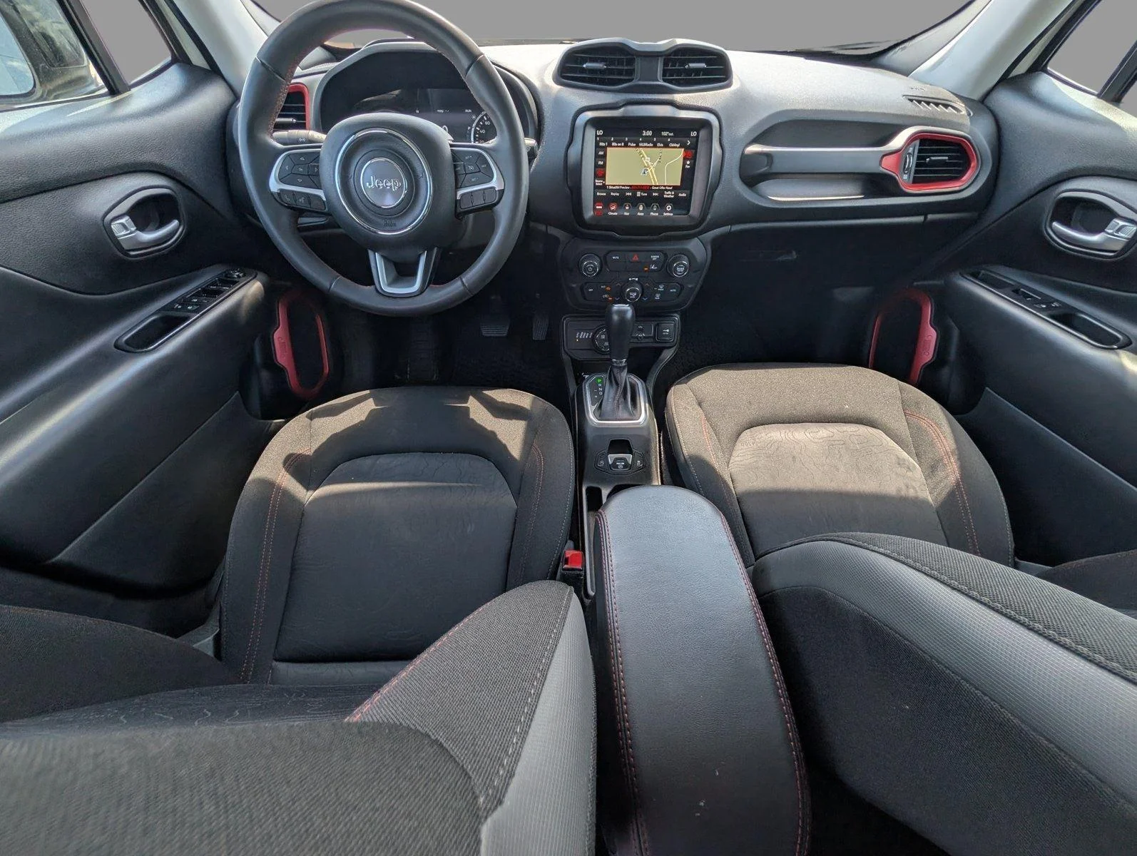 Used 2023 Alpine White Clearcoat Jeep Trailhawk image 30