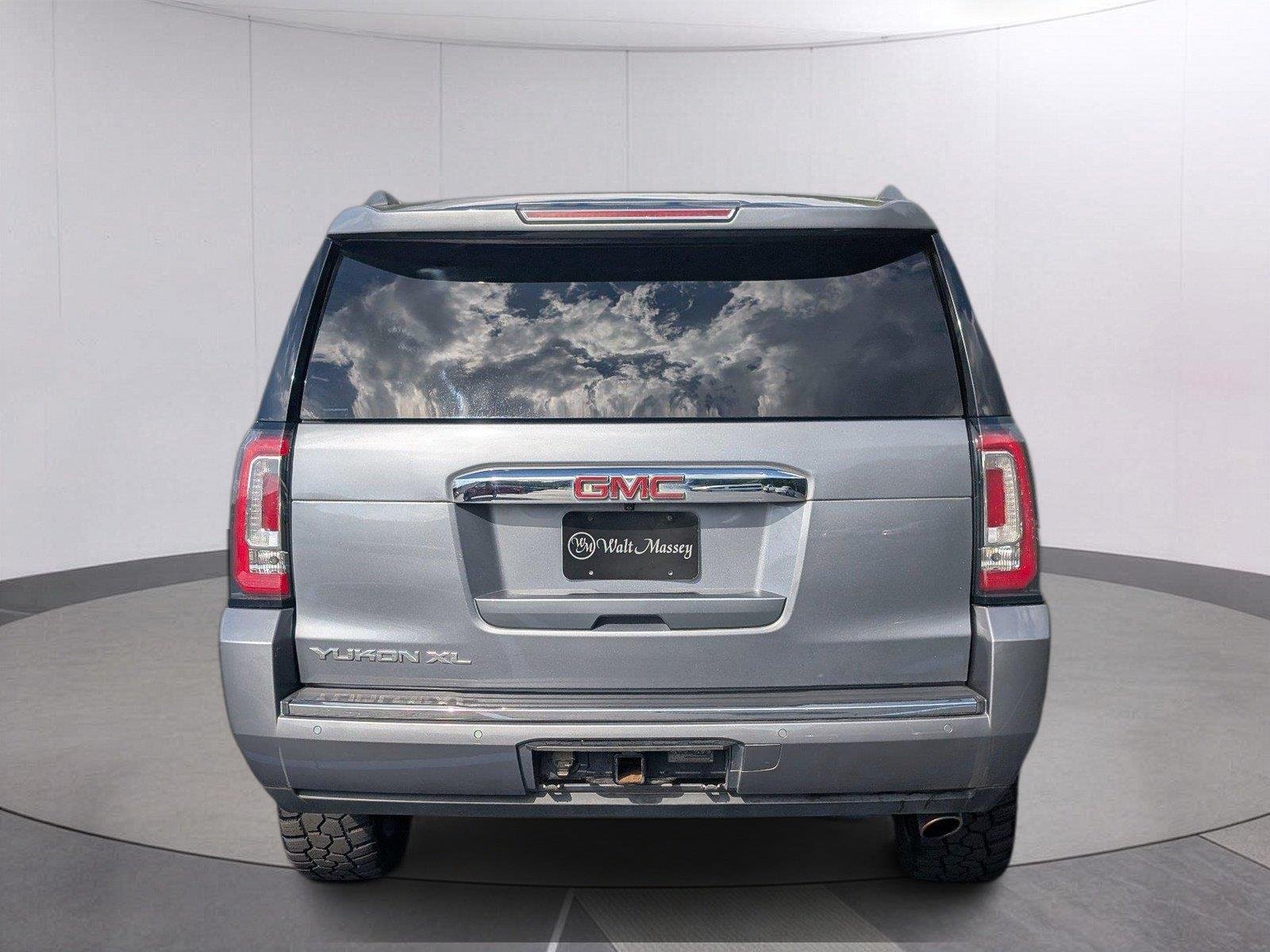Used 2019 Satin Steel Metallic GMC Denali image 4