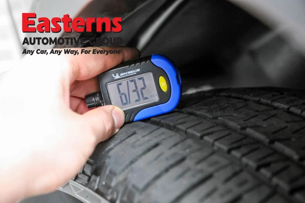 Used 2022 Gray Jeep Limited image 26