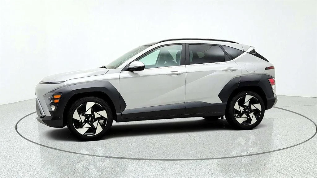 Used 2026 Cyber Gray Metallic Hyundai Limited AWD image 8
