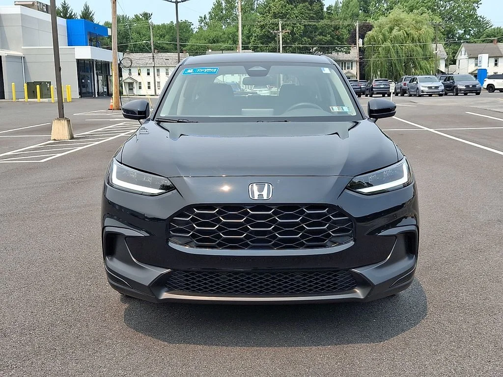 Certified Used 2025  Honda LX image 2