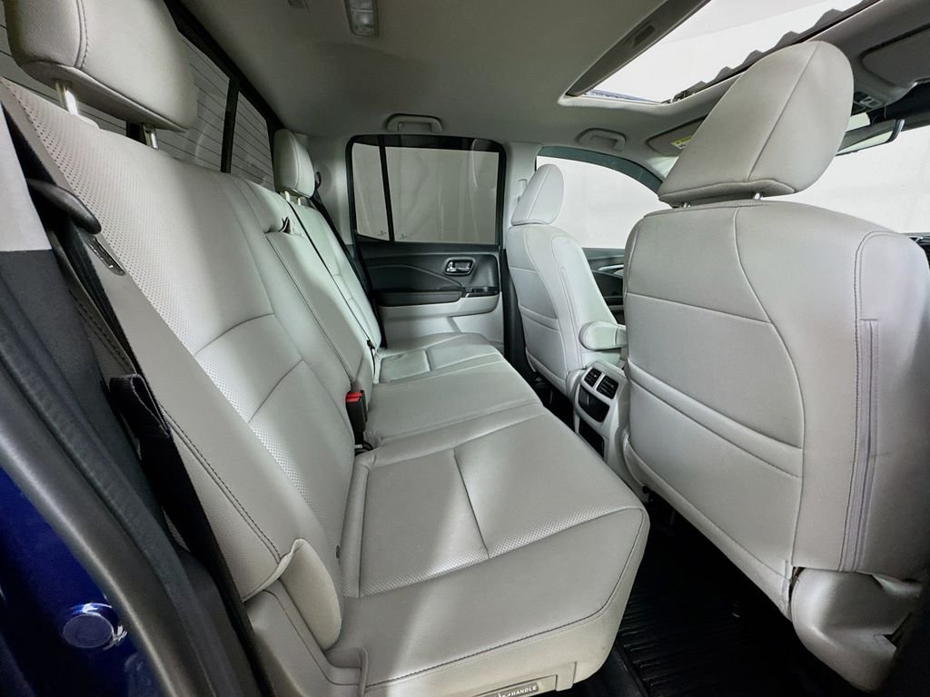 Used 2023 Obsidian Blue Pearl Honda AWD RTL-E image 36