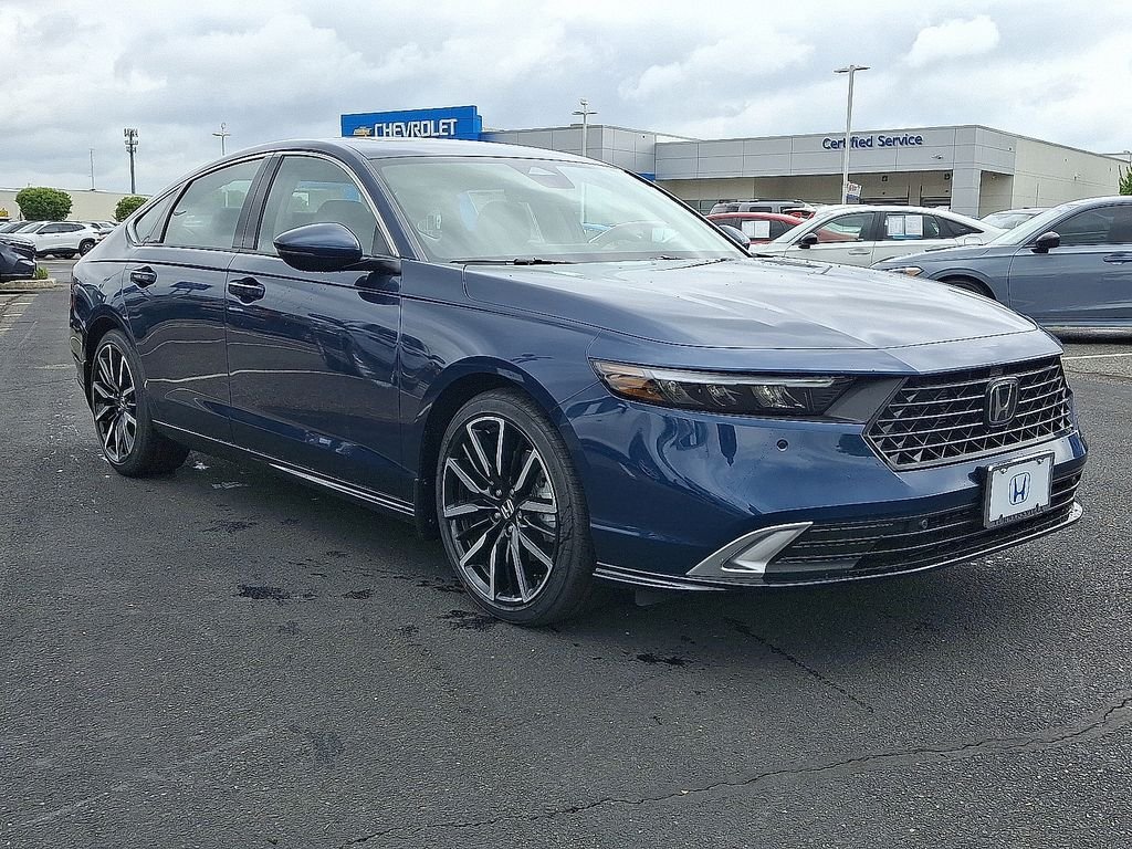 New 2026 Canyon River Blue Metallic Honda Touring Hybrid image 2