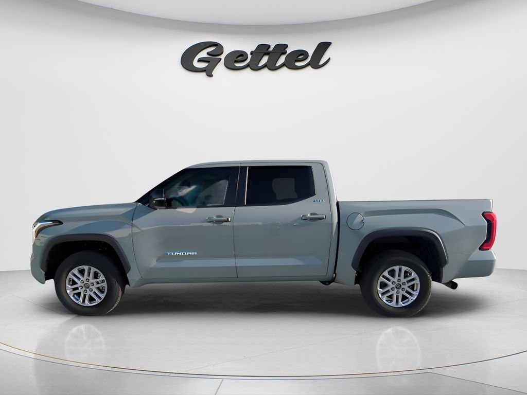 Used 2024  Toyota SR5 image 14