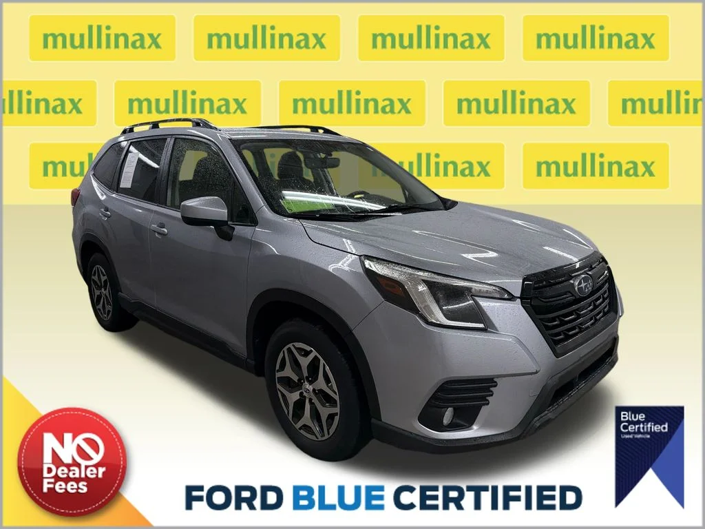 2023 Subaru Forester Premium's photo