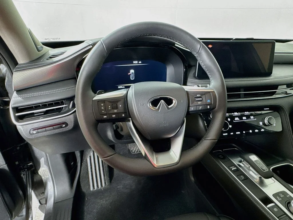 Certified Used 2026 Gray INFINITI LUXE image 14