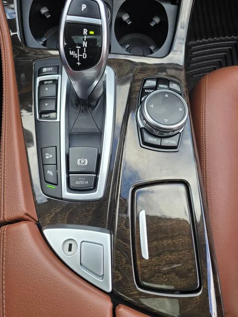 Used 2016 Black BMW 535i xDrive image 19