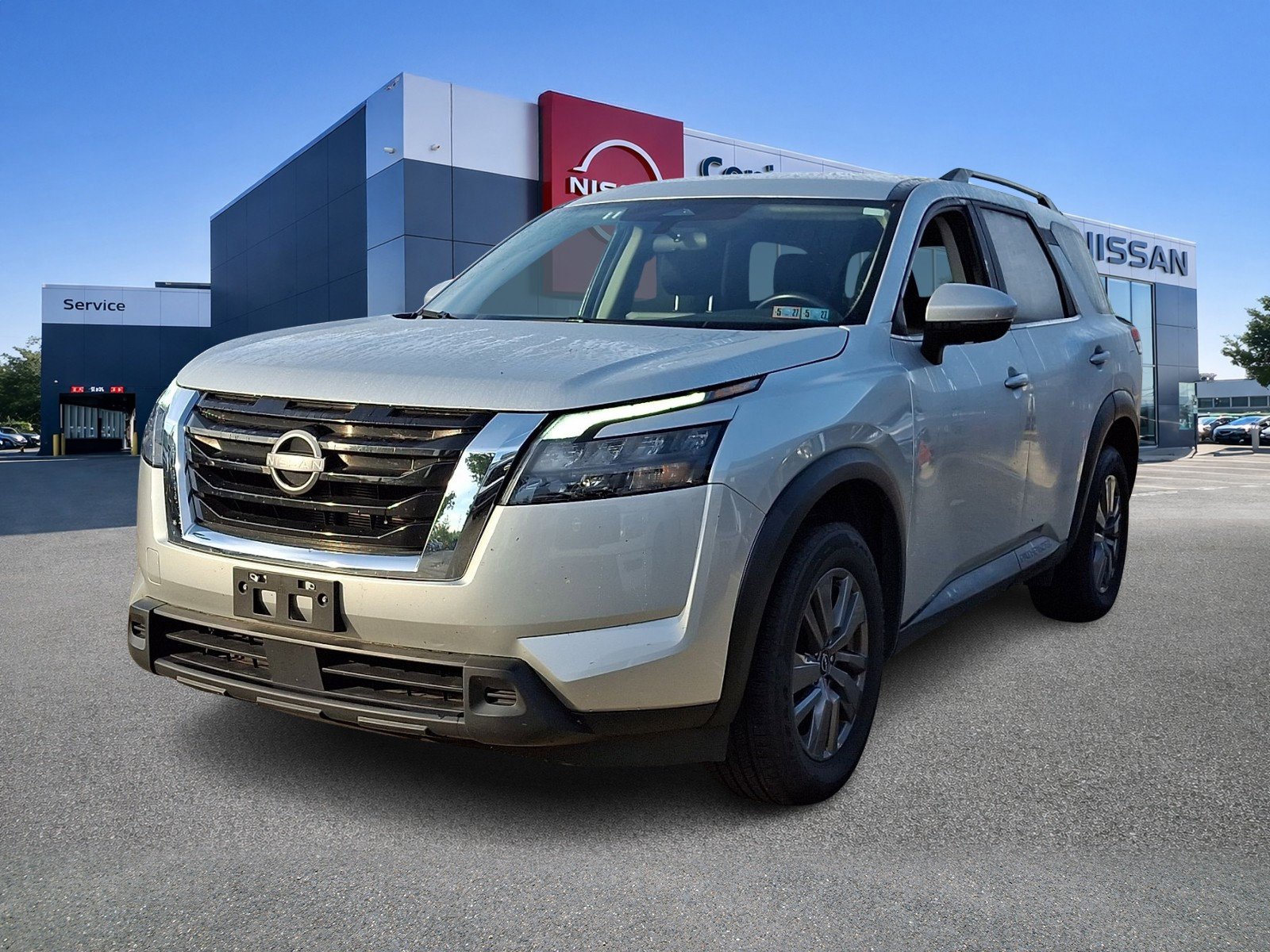 Used 2025 Brilliant Silver Metallic Nissan SV image 2