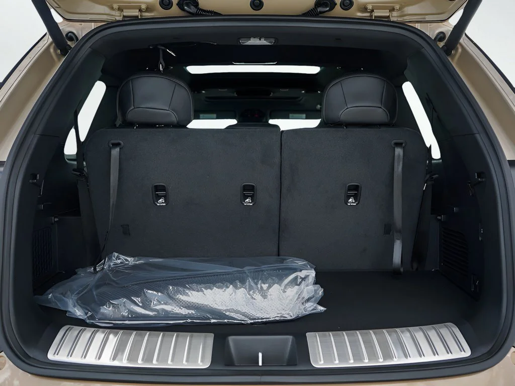 New 2027 Ebony Black Kia X-LINE SX AWD image 8