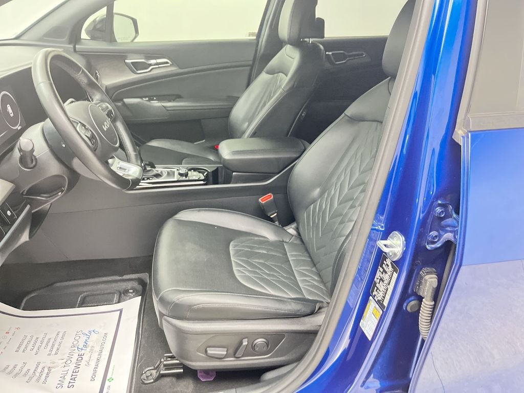 Used 2023 Blue Kia X-Pro image 11
