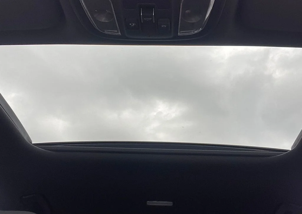 Used 2020 White Kia GT-Line image 17