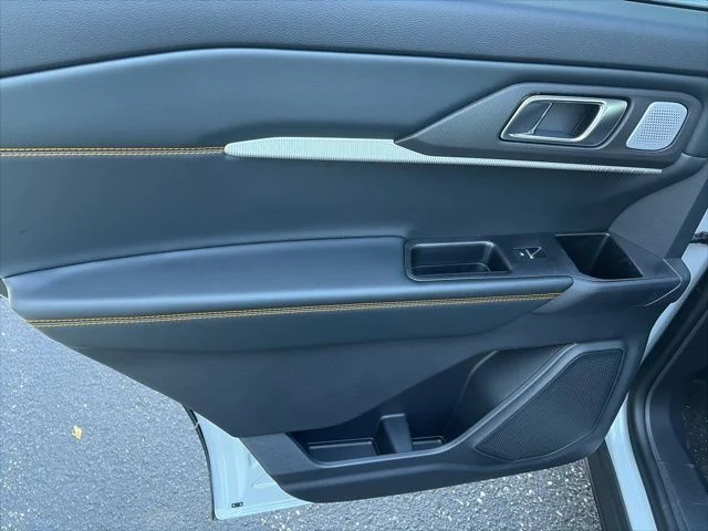 New 2026 Space White Metallic Ford Tremor® image 16