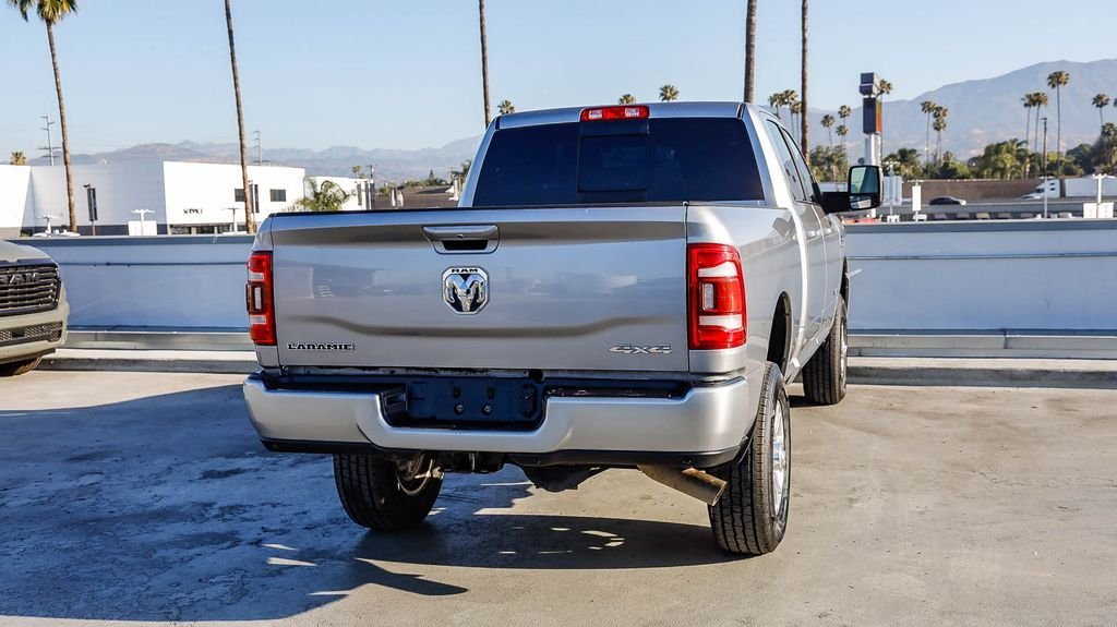 Used 2024 Billet Silver Metallic Ram Laramie image 9