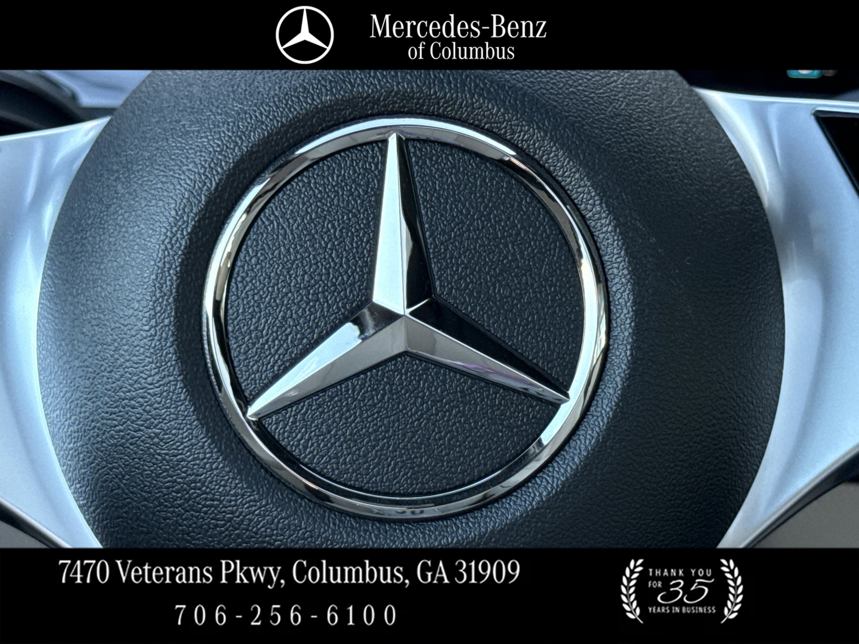 Used 2026 Polar White Mercedes-Benz GLB 250 image 32