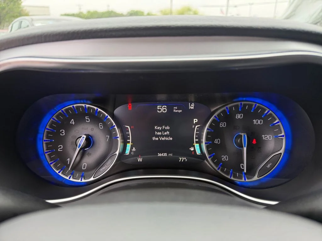 2025 Chrysler Pacifica Limited - Photo 14