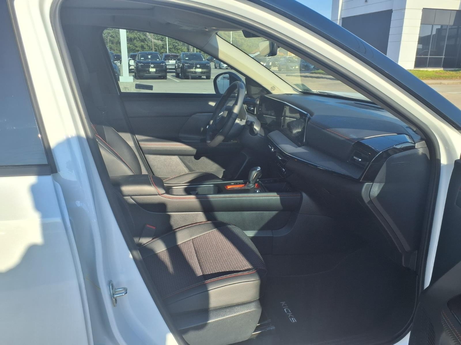 2026 Nissan Kicks photo 13 of 28