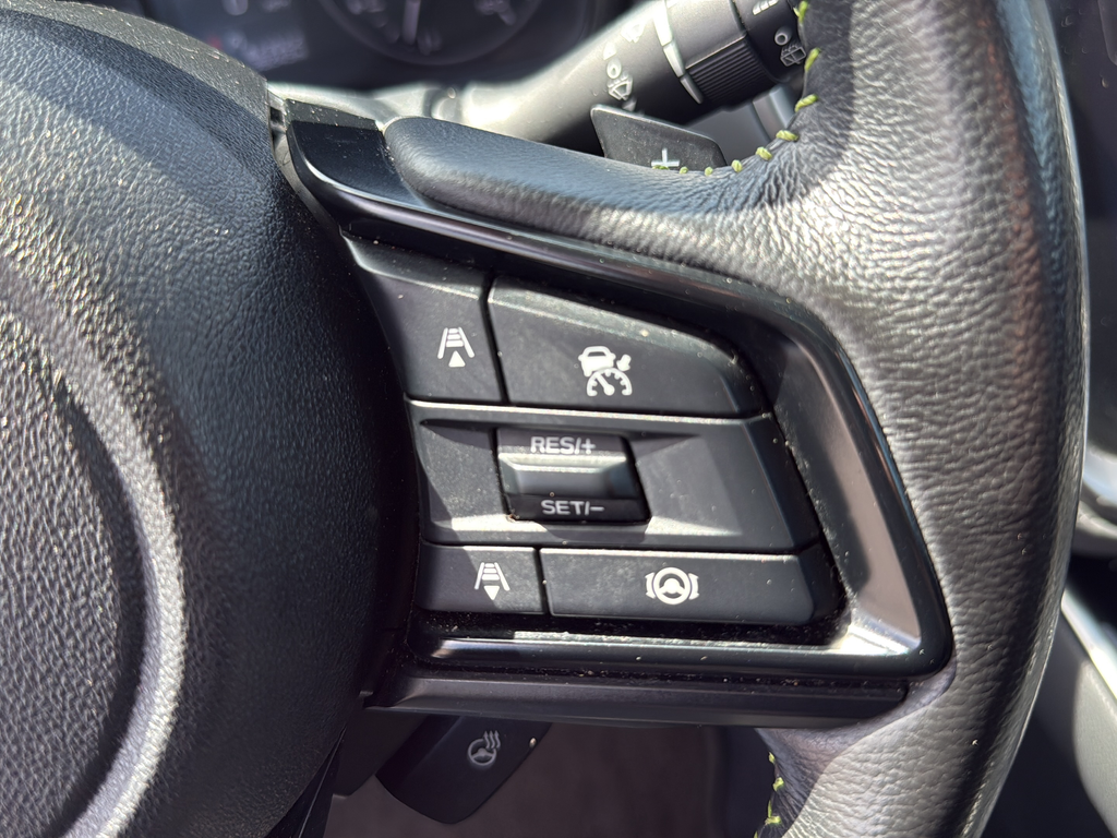 Used 2025 Silver Subaru Onyx Edition image 20