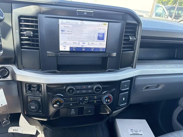 New 2026 Oxford White Ford F-350® XL image 7