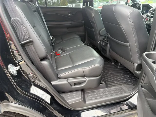 Used 2021 Black Honda AWD EX-L image 15