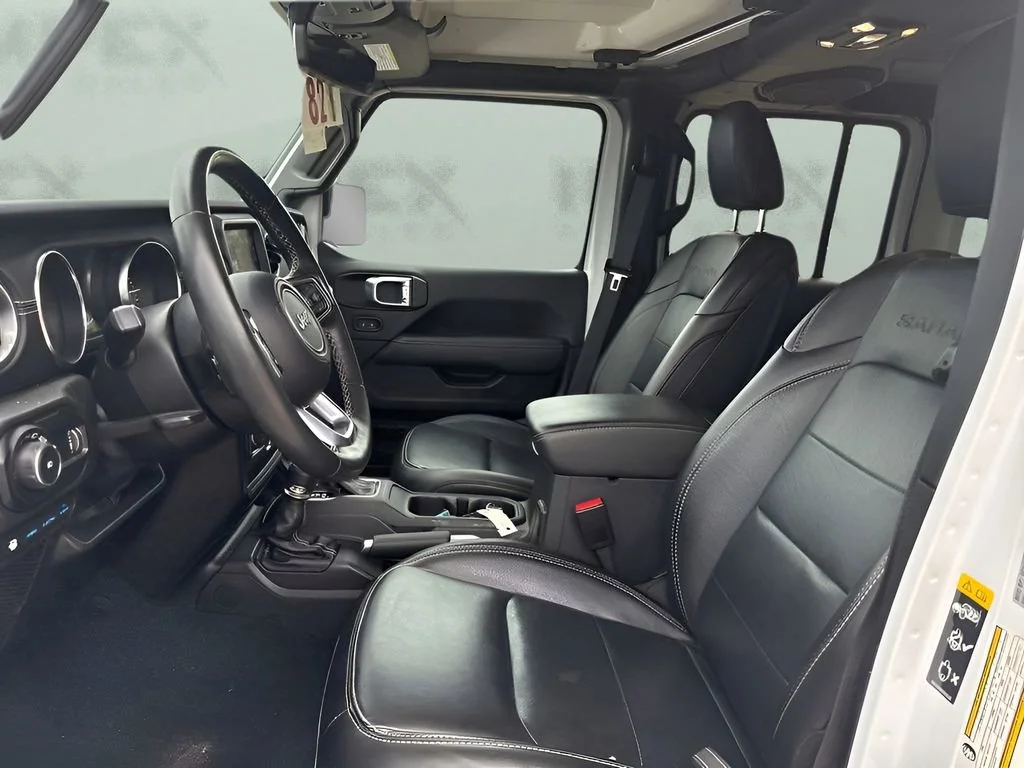 Used 2023 White Jeep Sahara image 8
