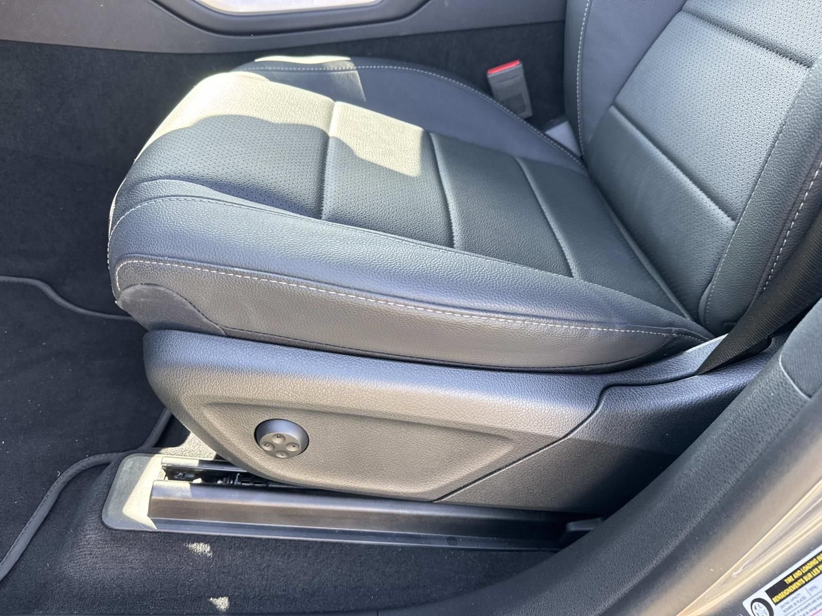 Certified Used 2026 Gray Mercedes-Benz GLE 350 image 17