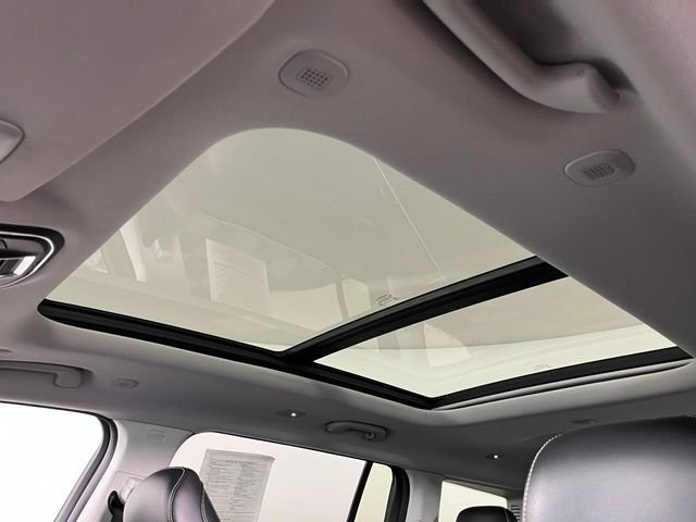 Used 2023 Gray Jeep Limited image 18
