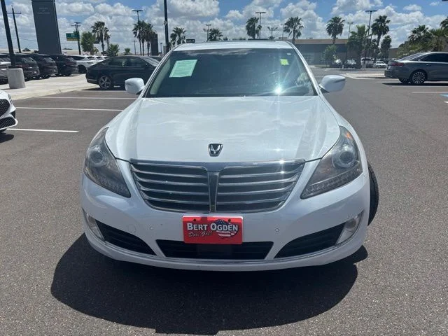 Used 2015 White Hyundai Ultimate image 2