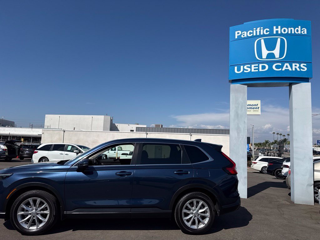 Used 2024  Honda EX image 2