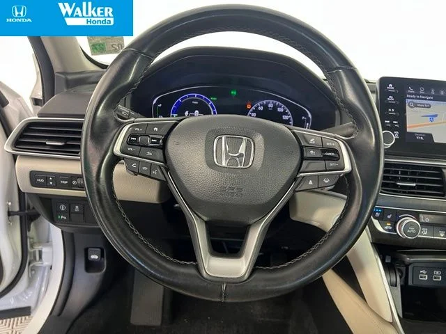 Used 2022 White Honda Touring image 22