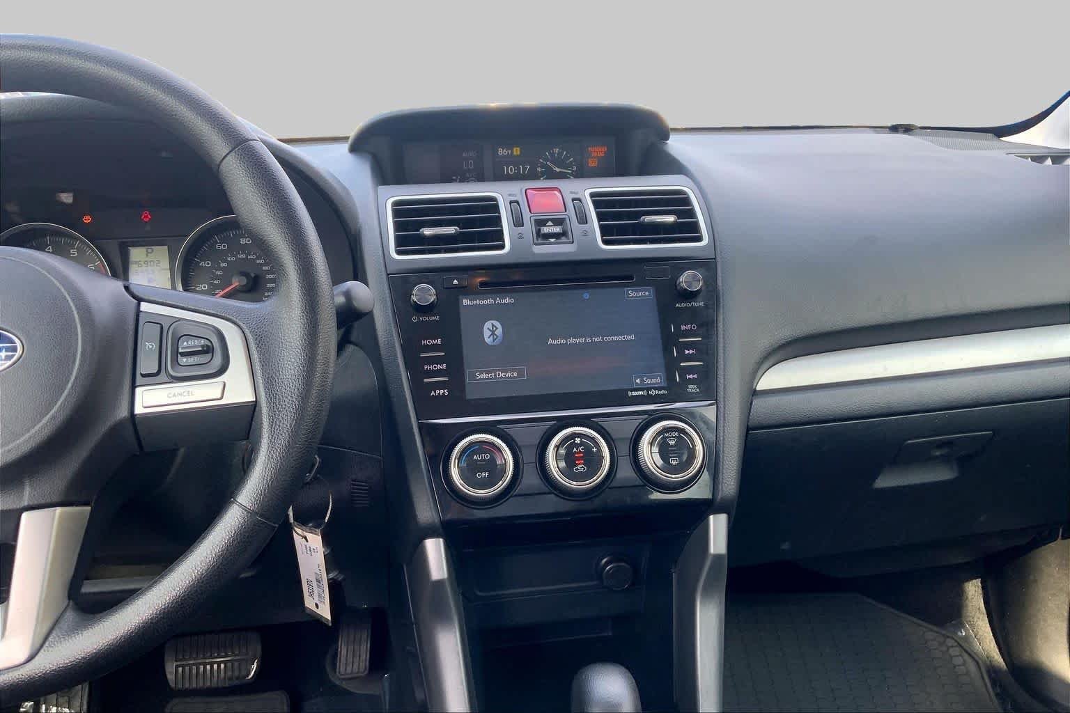 Used 2018 Ice Silver Metallic Subaru Premium image 7