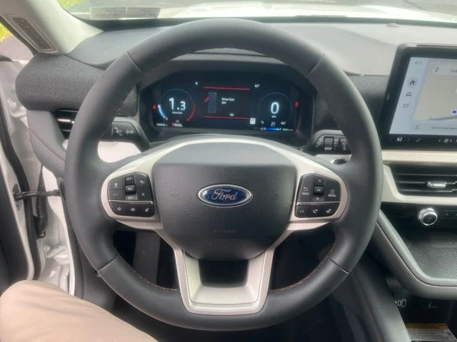 2026 Ford Explorer Active - Photo 13