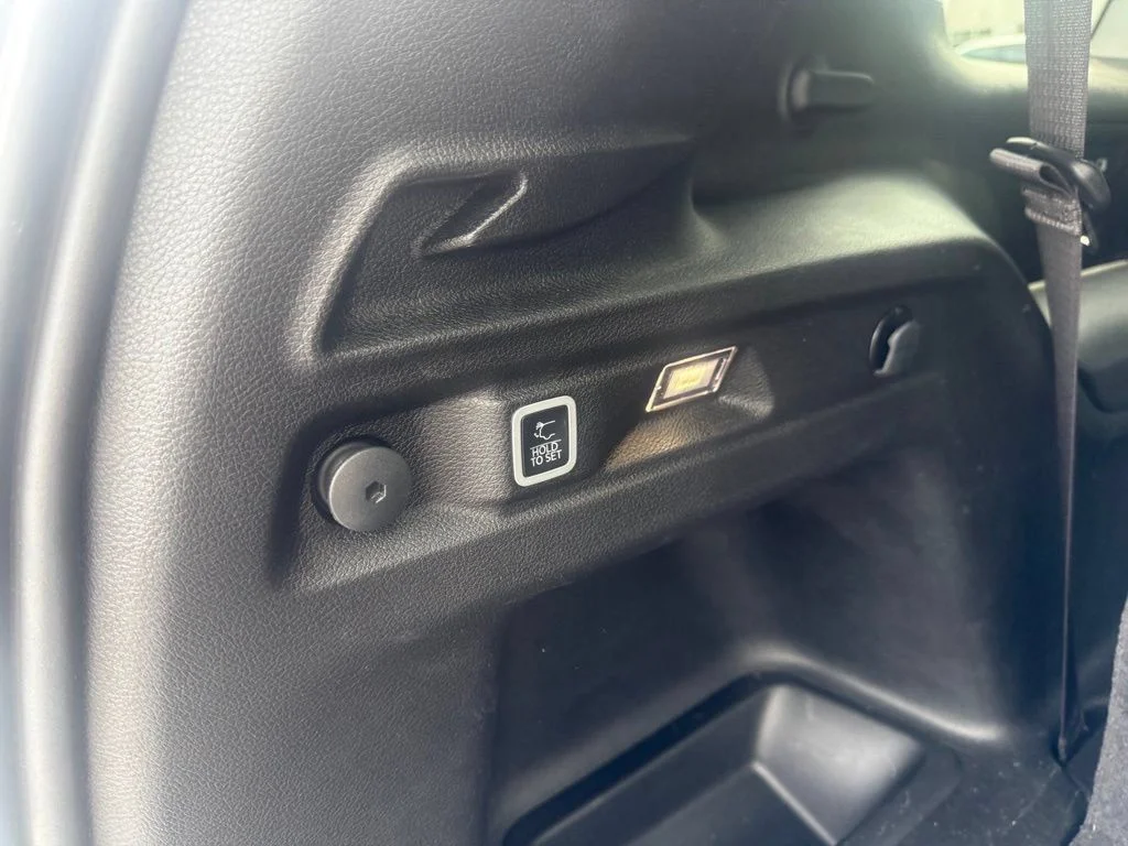 Used 2023 White Jeep Limited image 52
