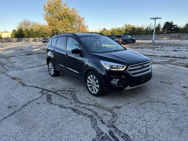 Used 2019 Black Ford SEL image 14