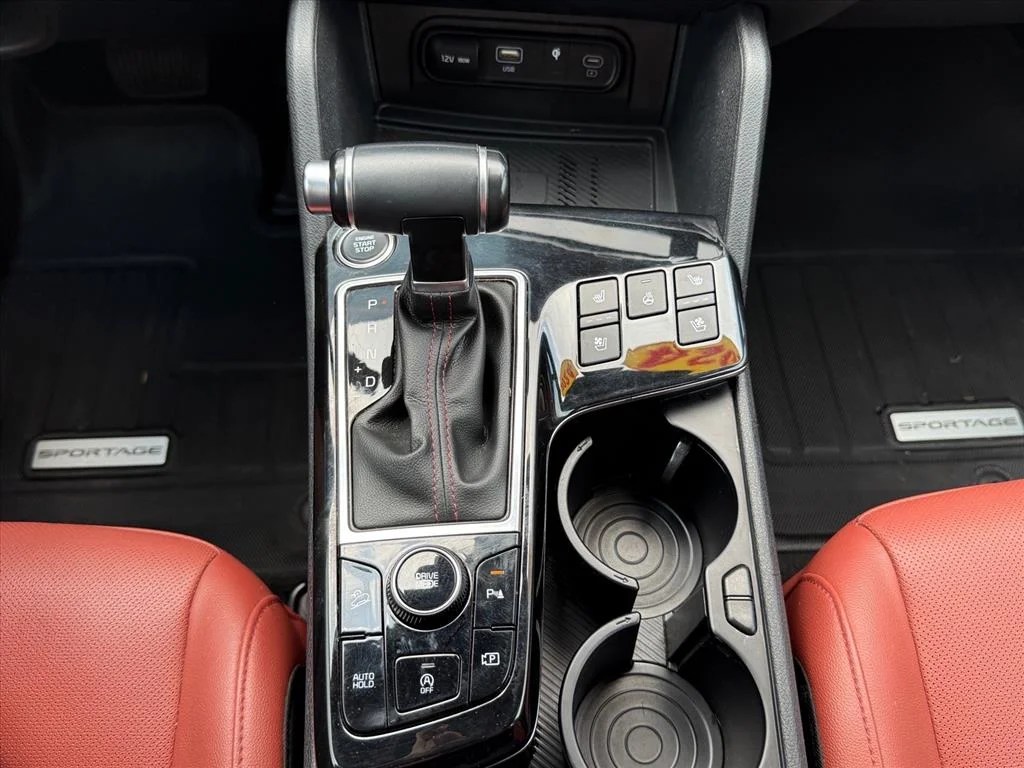 Used 2024 Wolf Gray C7s Kia SX-Prestige image 18