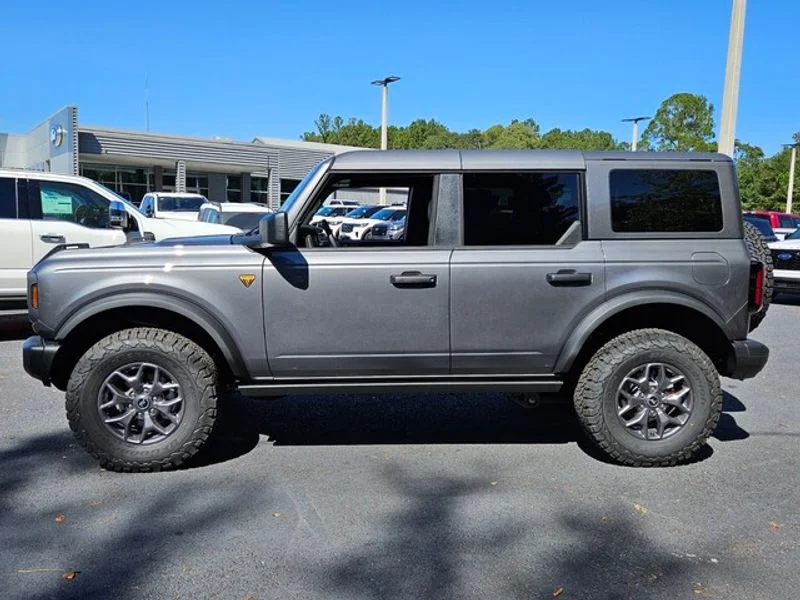 New 2025 Carbonized Gray Metallic Ford Badlands® image 5