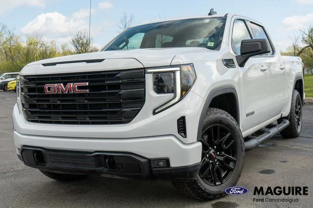 2025 GMC Sierra Elevation 4WD Crew Cab Short Box's photo