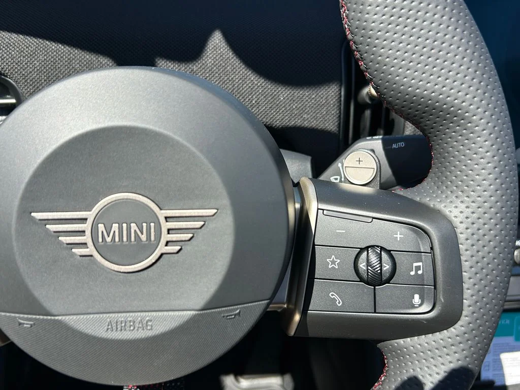 2026 MINI Convertible S - Photo 19