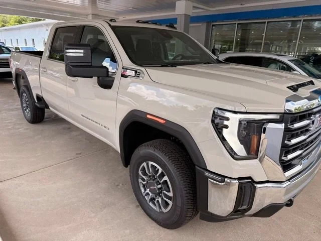 2026 GMC Sierra 2500HD SLE - Photo 2