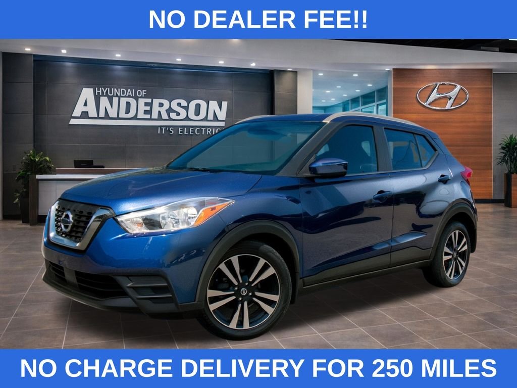 Used 2020 Blue Nissan SV image 1